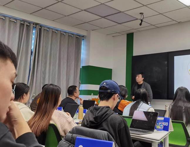 92bb2b778ac6d3f1b1a3275871f438e 92bb2b778ac6d3f1b1a3275871f438e